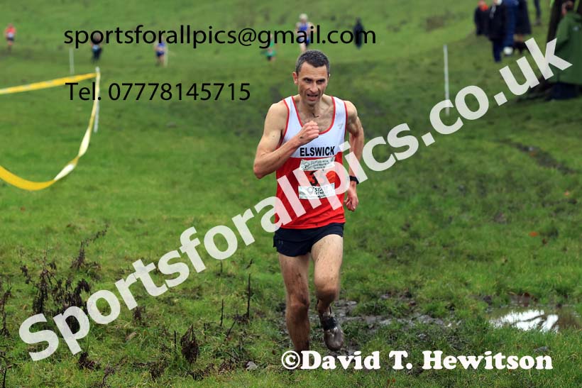 Junior Men and Masters Men 2023 NECAA Cross Country Relays, Thornley Hall Farm, Peterlee, County Durham. Photo: David T. Hewitson/Sports for All Pics